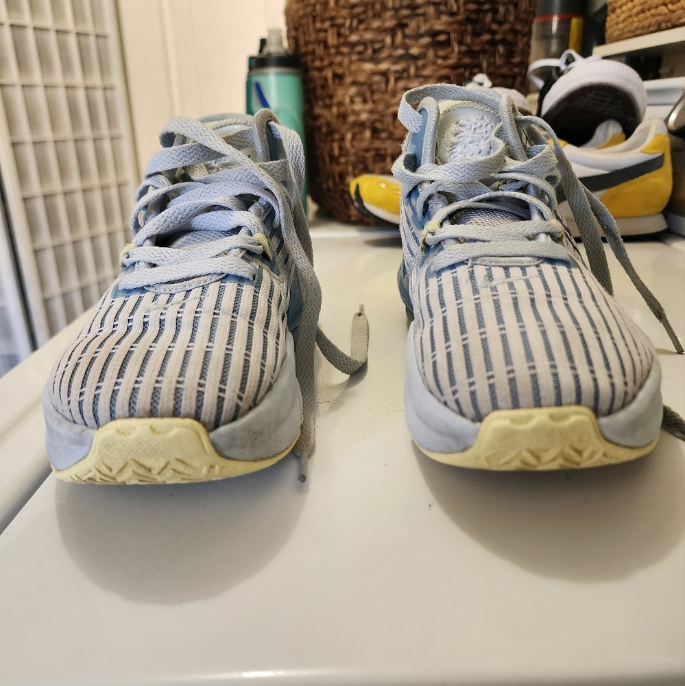 Nike LeBron Witness youth 3.5